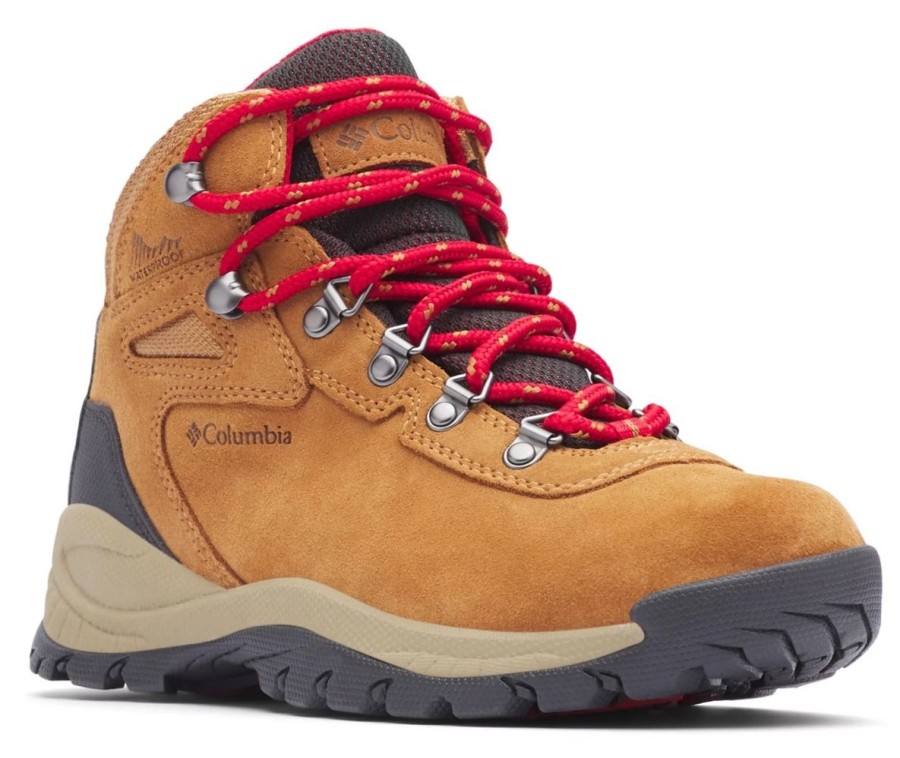 Footwear Columbia Women'S Hiking Shoes | Columbia Women'S Newton Ridge Plus Waterproof Hiking Shoes - Elk/Mountain Red